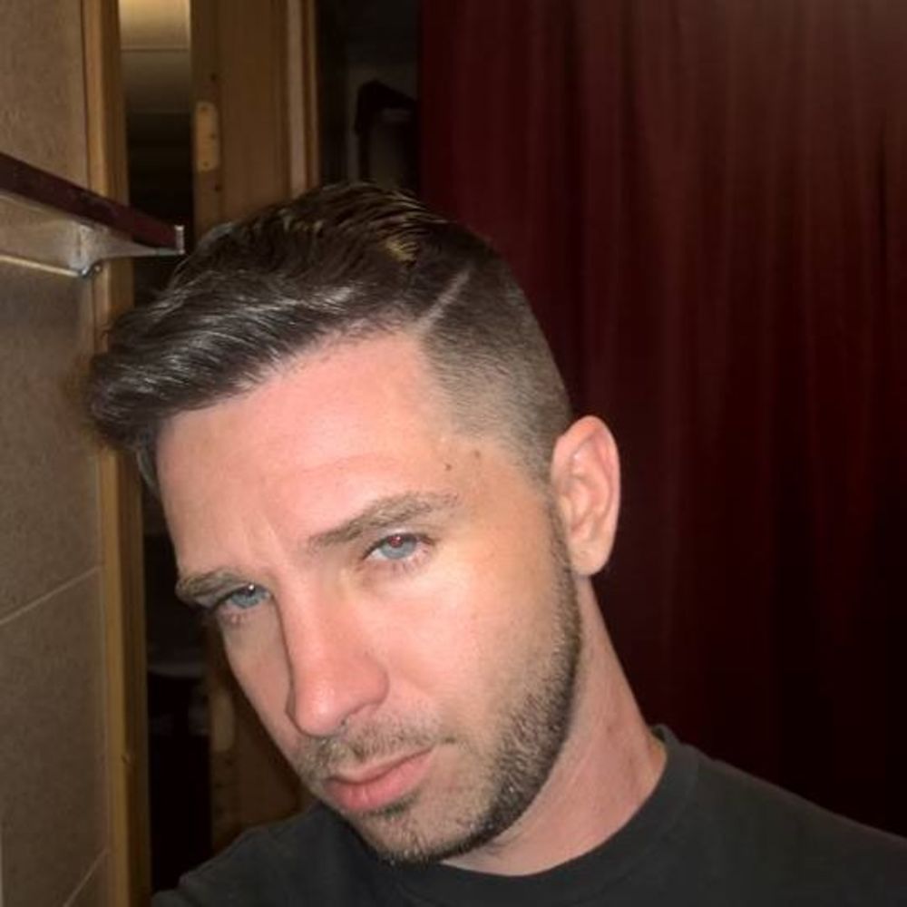 Meet your Posher, Roger